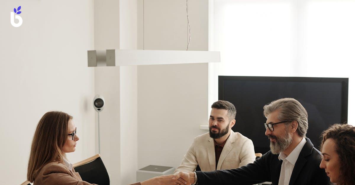 WHAT IS GROUP INTERVIEW?