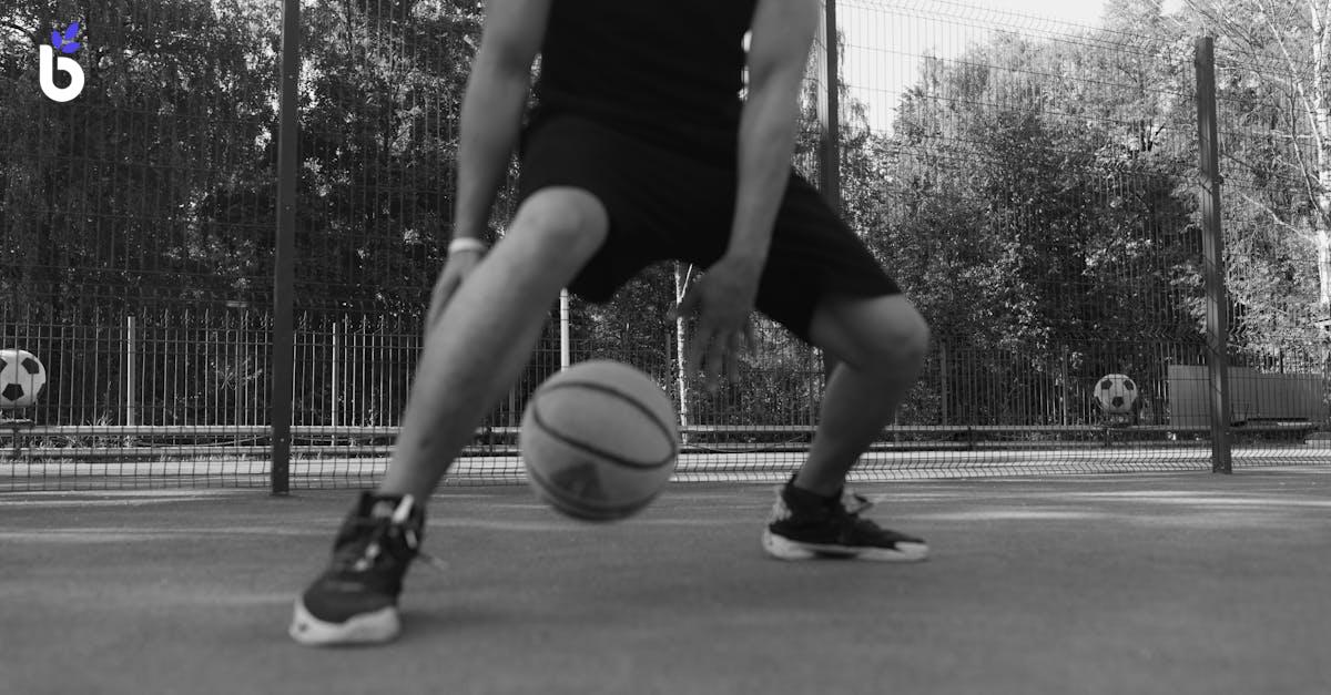 DIFFERENCES BETWEEN TRAINING AND DEVELOPMENT?
