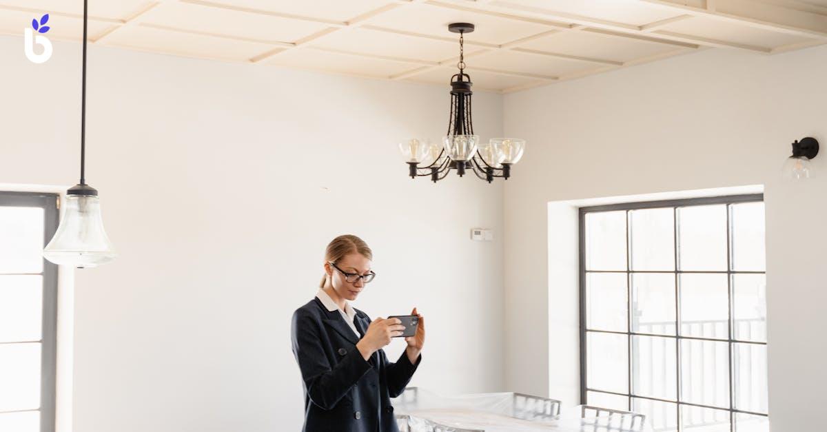 WHAT IS A JOB EVALUATION?